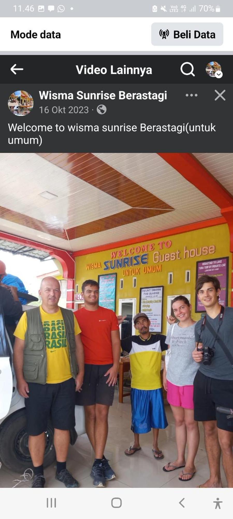 Welcome To Wisma Sunrise Guest House 10 Minutes By Walking To The Big Fruit Market Berastagi Exterior photo