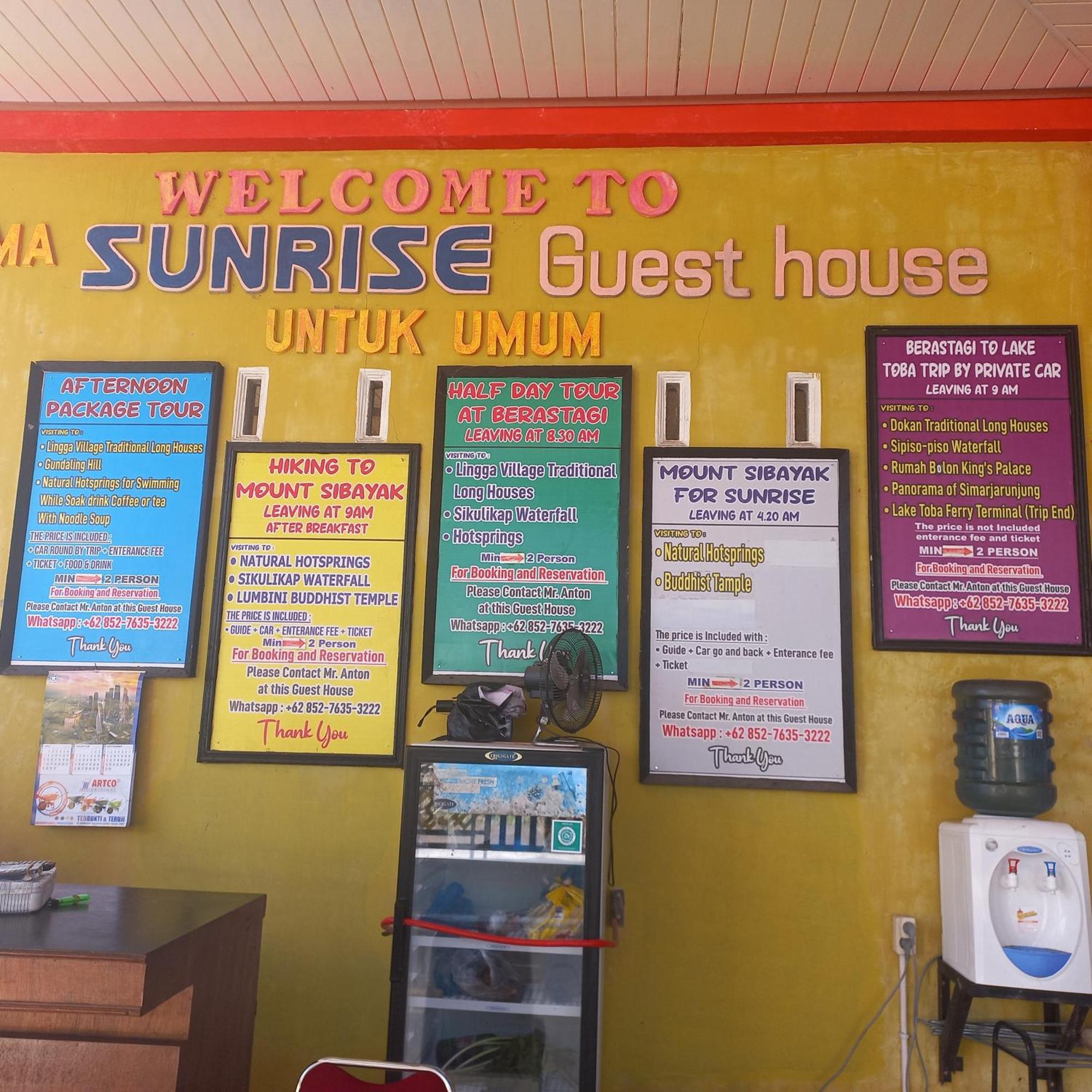 Welcome To Wisma Sunrise Guest House 10 Minutes By Walking To The Big Fruit Market Berastagi Exterior photo